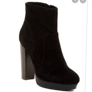 NIB Elaine Turner Shayna black suede boots